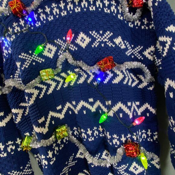 GAP‎ Chunky Knit Holiday Light Up Sweater Ugly Christmas 1986-2016 Blue & White - Picture 4 of 10